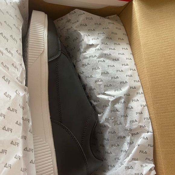 Fila NWT - Picture 5 of 6
